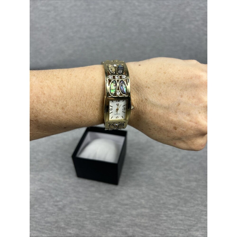 GOLD COAST Ladies Goldtone Quartz Watch With Inset Crystals, No Battery - Picture 7 of 15